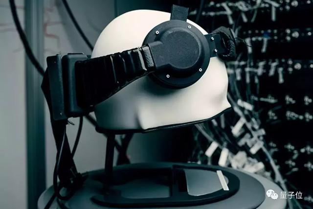 意念实时转语音！Facebook的非植入式脑机接口，解码准确率达76%